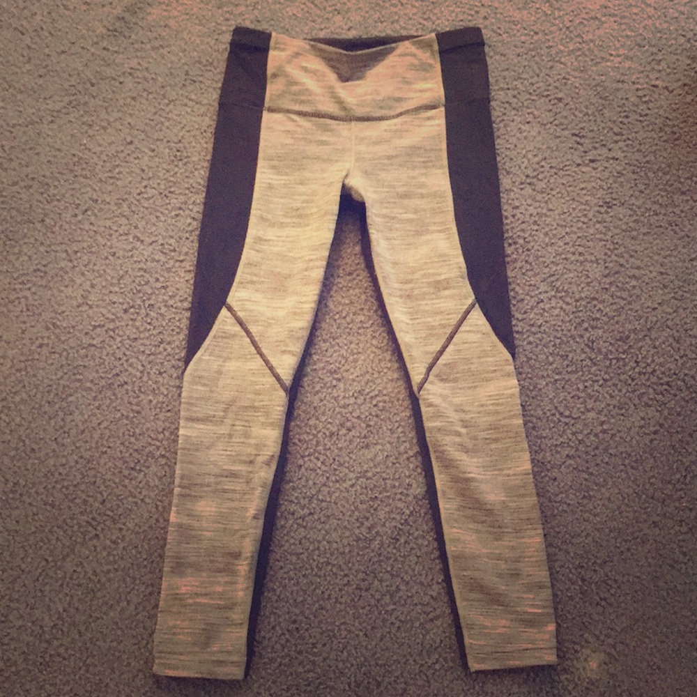 Lululemon workout leggings
